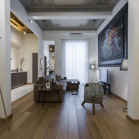 Art מלון דירות 4*